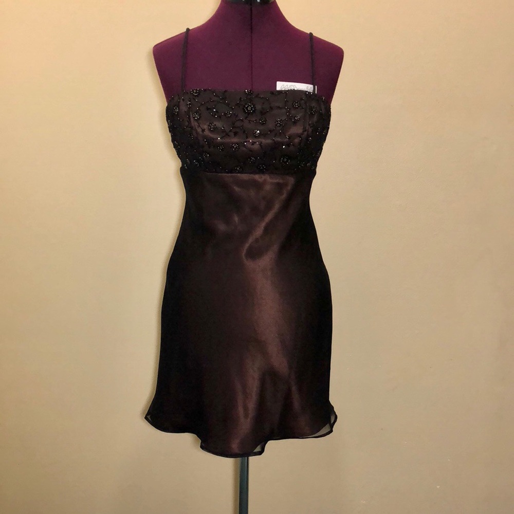 BLONDIE NITES BROWN DRESS